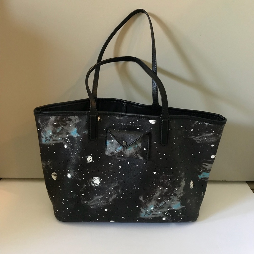 Marc Jacobs’s tote bag